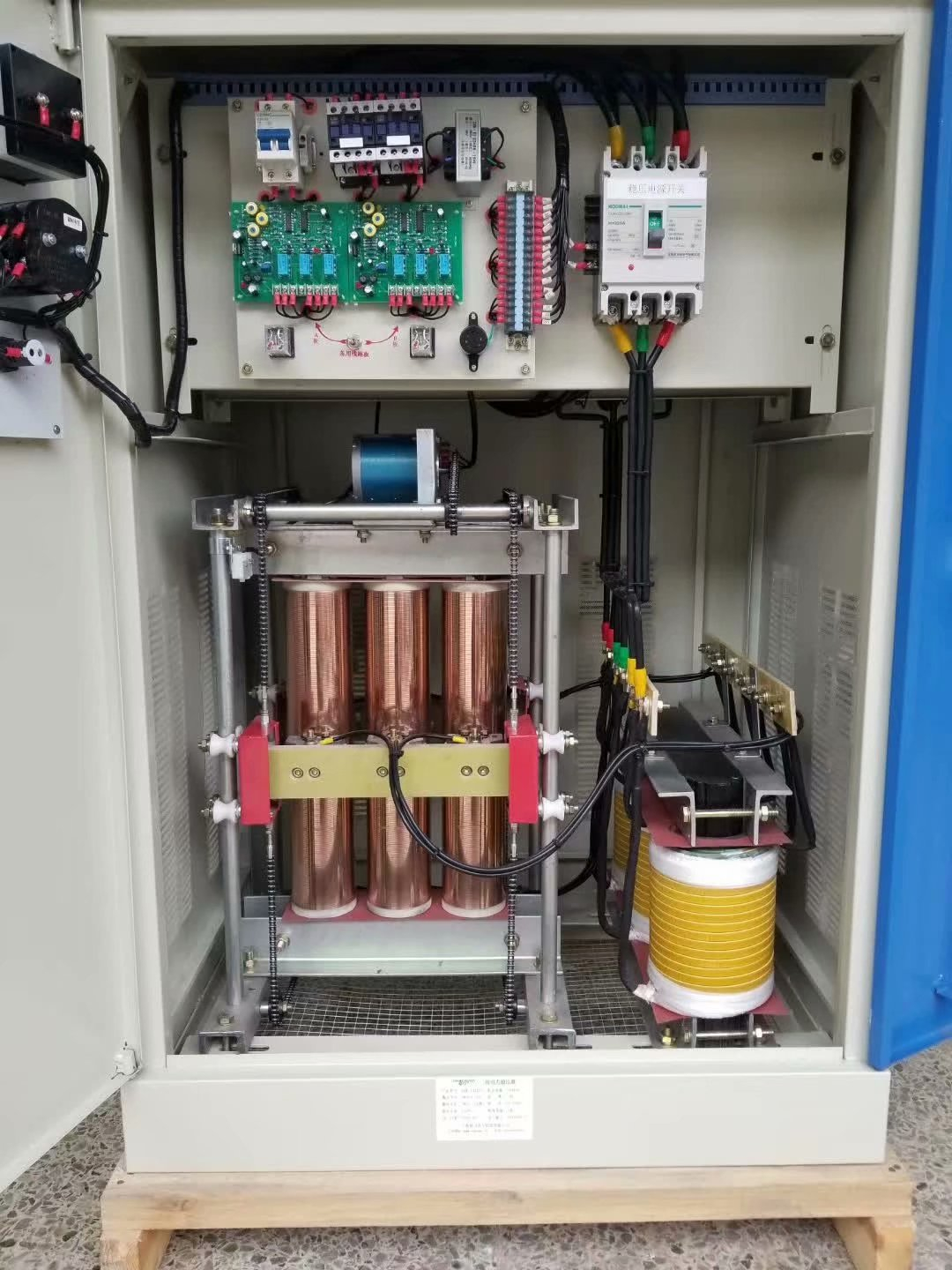 SBW-350KVA刺繡輕紡機(jī)械專用380v全自動(dòng)三相穩(wěn)壓器