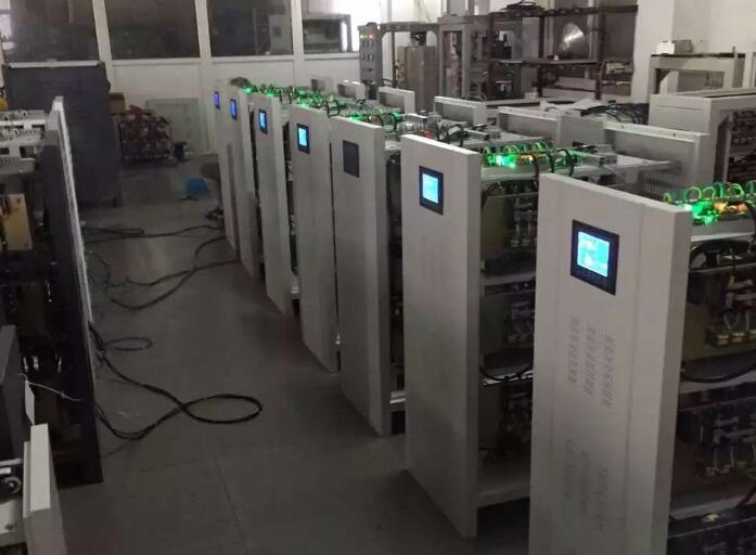 ZBW-400KVA免維護(hù)380V無觸點(diǎn)電子穩(wěn)壓器