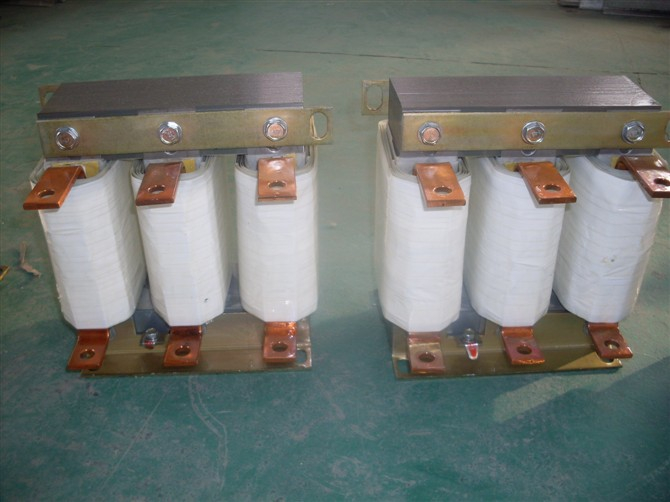 進(jìn)線<font color='red'><font color='red'>電抗器</font></font>ACL-600